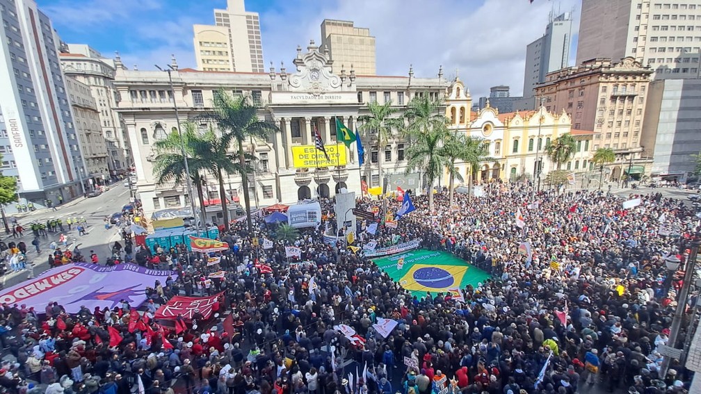 ‘Dictatorship never again’: Massive pro-democracy protests sweep Brazil ...